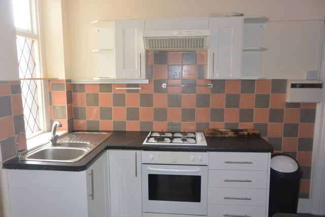 Image of 2 bedroom Semi-Detached house to rent in Beacon Street Bank Top Bradford BD7 at Beacon Street  Bradford, BD7 4PD