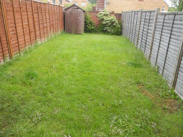  Image of 2 bedroom Terraced house to rent in Boleyn Close Maidenbower Crawley RH10 at Boleyn Close Maidenbower Crawley, RH10 7QJ