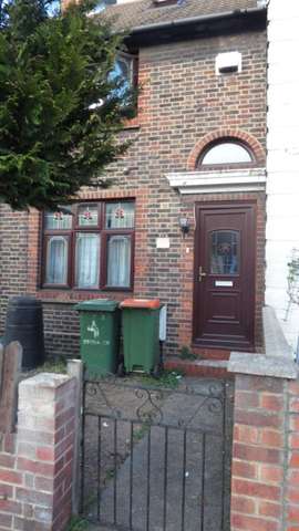  Image of 2 bedroom Semi-Detached house to rent in Botha Road London E13 at Botha Road Plaistow London, E13 8PQ
