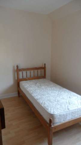  Image of 2 bedroom Semi-Detached house to rent in Botha Road London E13 at Botha Road Plaistow London, E13 8PQ