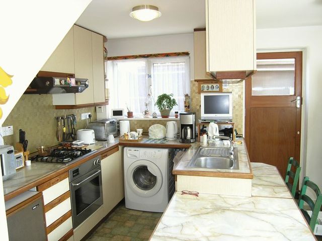  Image of 3 bedroom Semi-Detached house for sale in Meadow Walk Bourne End SL8 at Meadow Walk  Bourne End, SL8 5TP