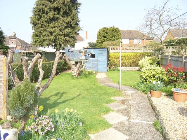  Image of 3 bedroom Semi-Detached house for sale in Meadow Walk Bourne End SL8 at Meadow Walk  Bourne End, SL8 5TP