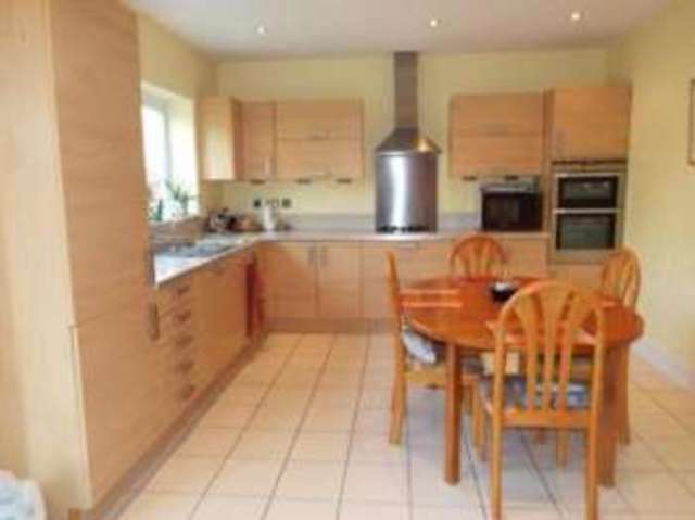  Image of 5 bedroom Detached house for sale in Boxford Close Selsdon South Croydon CR2 at South Croydon  Selsdon, CR2 8SY