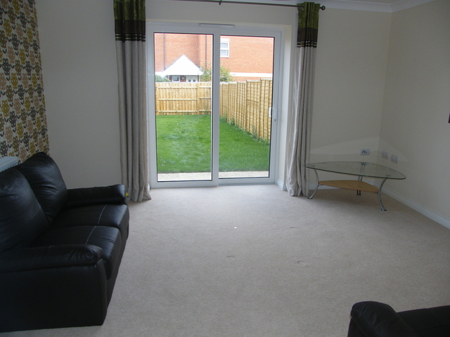  Image of 3 bedroom Terraced house for sale in Palgrave Road Bedford MK42 at Bedfordshire  Bedford, MK42 9EX
