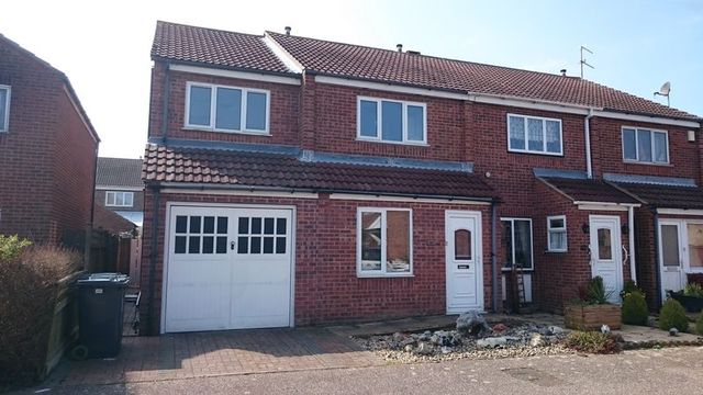  Image of 4 bedroom Property to rent in Cadiz Way Hopton Great Yarmouth NR31 at Cadiz Way Hopton Great Yarmouth, NR31 9RY