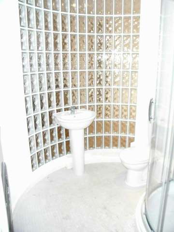  Image of 1 bedroom Apartment to rent in Foundry Lane Ipswich IP4 at Cardinal Lofts College Street Ipswich, IP4 1DJ