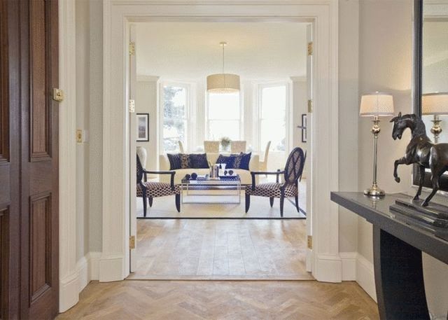  Image of 2 bedroom Flat for sale in Castle Square Bletchingley Redhill RH1 at Castle Square  Bletchingley, RH1 4LB