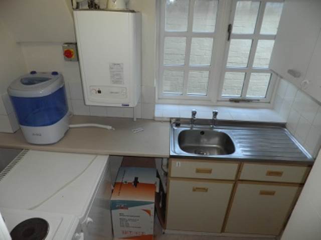  Image of Studio flat to rent in Church Street Warminster BA12 at Warminster Wiltshire Warminster, BA12 8PQ