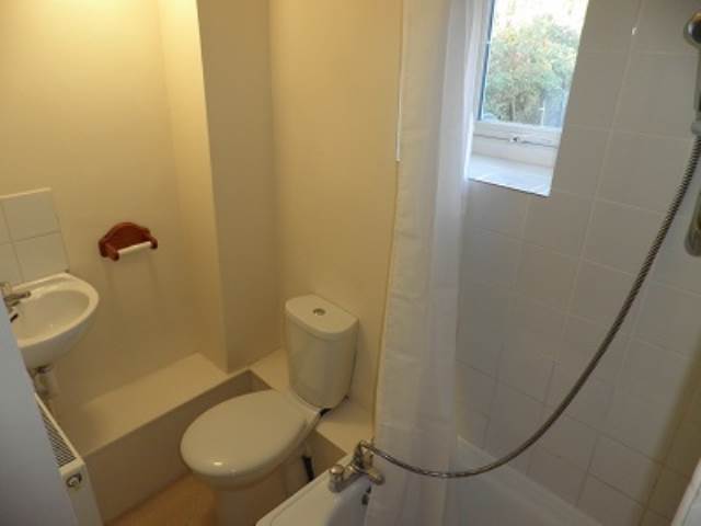  Image of Studio flat to rent in Church Street Warminster BA12 at Warminster Wiltshire Warminster, BA12 8PQ