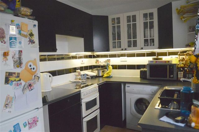  Image of 2 bedroom Property for sale in Clarkes Way Brackley NN13 at Clarkes Way Brackley Brackley, NN13 6HN