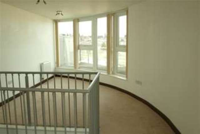  Image of 2 bedroom Flat to rent in Cornhill Place Maidstone ME15 at Maidstone, ME15 6GX