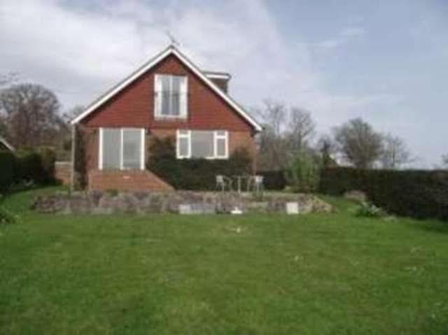  Image of 3 bedroom Bungalow for sale in Cottenden Road Stonegate Wadhurst TN5 at Stonegate Wadhurst Ticehurst, TN5 7DY