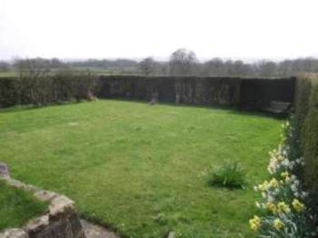  Image of 3 bedroom Bungalow for sale in Cottenden Road Stonegate Wadhurst TN5 at Stonegate Wadhurst Ticehurst, TN5 7DY