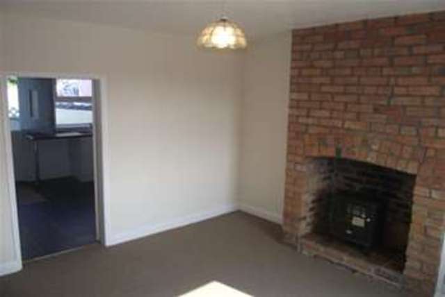  Image of 2 bedroom Terraced house to rent in Crewe Road Willaston Nantwich CW5 at Nantwich, CW5 6NE