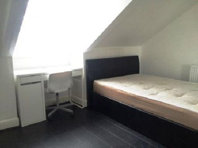  Image of 4 bedroom House Share to rent in Daisy Road Edgbaston Birmingham B16 at Edgbaston Bristol Edgbaston, B16 9DY