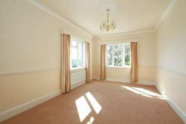  Image of 2 bedroom Flat for sale in De Moulham Road Swanage BH19 at Swanage, BH19 1NT
