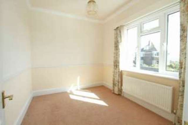  Image of 2 bedroom Flat for sale in De Moulham Road Swanage BH19 at Swanage, BH19 1NT