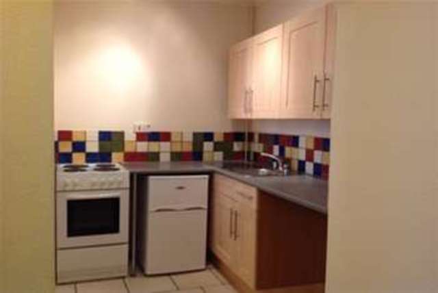  Image of 1 bedroom Flat to rent in St. Johns Street Devizes SN10 at Devizes, SN10 1BE