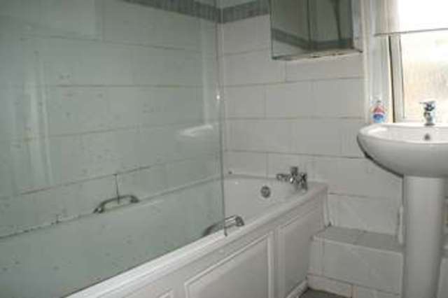 Image of 1 bedroom Terraced house to rent in Diana Street Cardiff CF24 at Diana Street Roath Cardiff, CF24 4TS