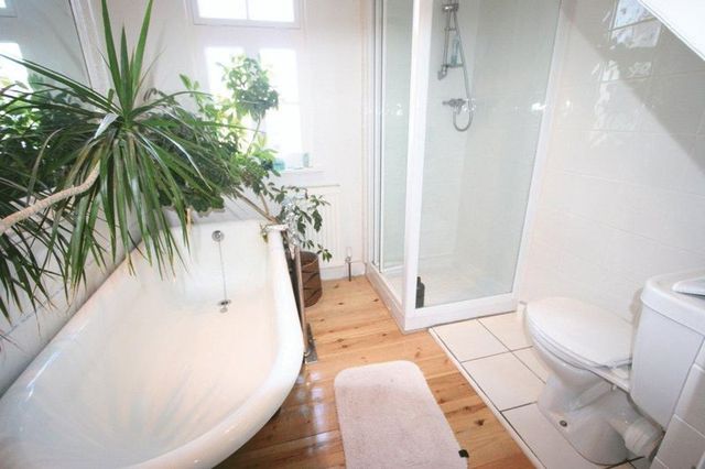  Image of 4 bedroom Detached house for sale in East End Lane Ditchling Hassocks BN6 at East End Lane  Hassocks, BN6 8SX