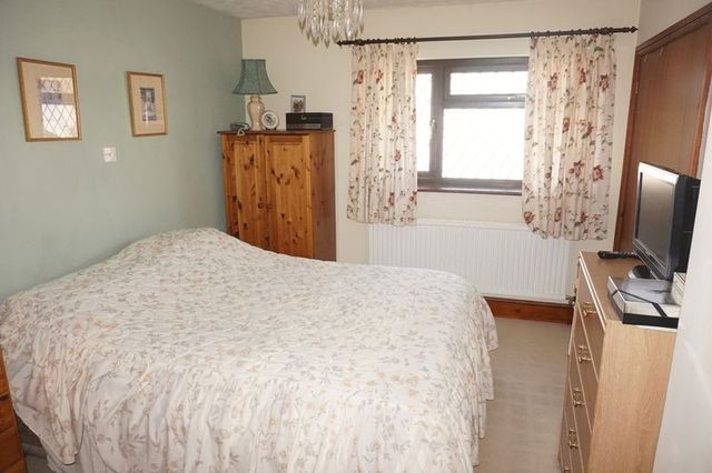  Image of 4 bedroom Detached house for sale in Hillview Terrace East Lyng Taunton TA3 at East Lyng Taunton, TA3 5AU