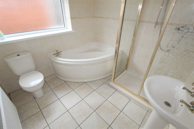  Image of 3 bedroom Detached house for sale in Evesham Road St. Annes Lytham St. Annes FY8 at St Annes Lytham St Annes Lytham St Annes, FY8 1HE