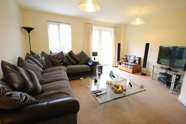  Image of 3 bedroom Semi-Detached house for sale in Fieldfare Drive Bracknell RG12 at Fieldfare Drive Jennetts Park Bracknell, RG12 8AS