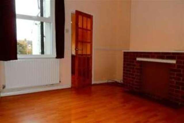  Image of 2 bedroom Terraced house to rent in Forester Street Netherfield Nottingham NG4 at Nottingham, NG4 2NJ