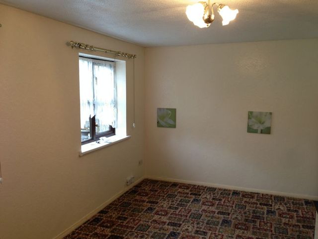  Image of 1 bedroom Flat to rent in Frobisher Way Shoeburyness Southend-on-Sea SS3 at Frobisher Court Frobisher Way Shoeburyness, SS3 8XB