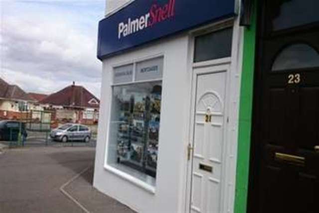  Image of 2 bedroom Flat to rent in Castle Lane West Bournemouth BH9 at Bournemouth, BH9 3LH