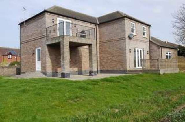  Image of 4 bedroom Detached house for sale in Adlingfleet Goole DN14 at Adlingfleet East Yorkshire, DN14 8JB