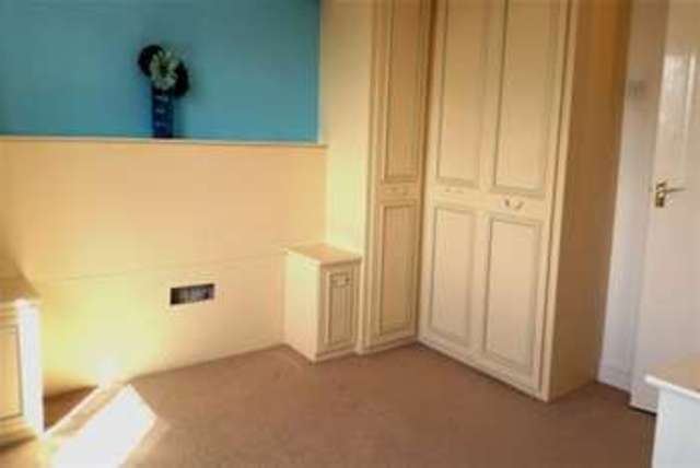  Image of 2 bedroom Detached house to rent in Gartrice Gardens Halfway Sheffield S20 at Sheffield, S20 4SU