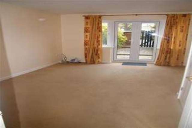  Image of 2 bedroom Terraced house to rent in Granville Way Sherborne DT9 at Sherborne, DT9 4AT