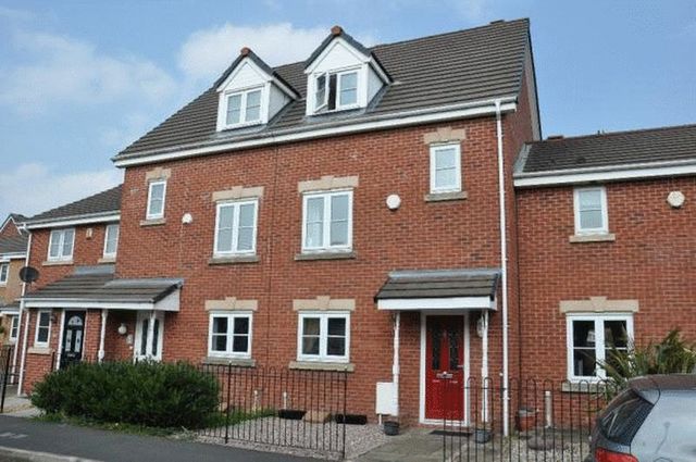  Image of 4 bedroom Detached house for sale in Greenfield Road Adlington Chorley PR6 at Greenfield Road Adlington Chorley, PR6 9NB