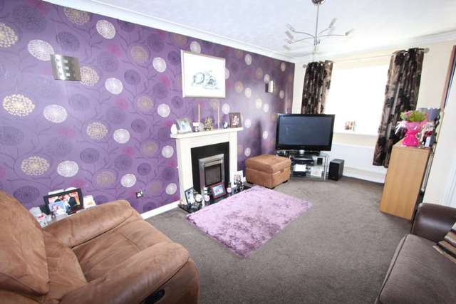  Image of 4 bedroom Detached house for sale in Westfield Close Heckmondwike WF16 at Greenfields  Heckmondwike, WF16 9HL