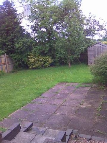  Image of 5 bedroom House Share to rent in Harborne Lane Selly Oak Birmingham B29 at Harborne Bristol Harborne, B29 6TQ
