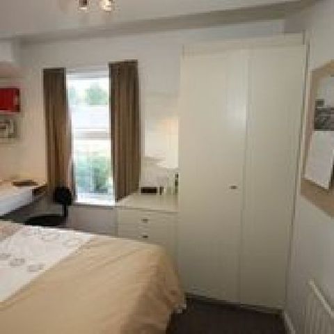  Image of 5 bedroom House Share to rent in Harborne Park Road Harborne Birmingham B17 at Selly Oak Bristol Selly Oak, B17 0PS