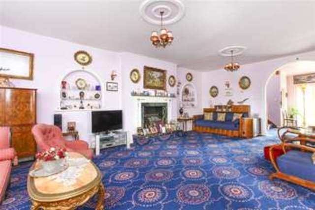  Image of 5 bedroom Detached house for sale in Hawthorn Corner Herne Bay CT6 at Hawthorn Corner  Hillborough, CT6 6TL