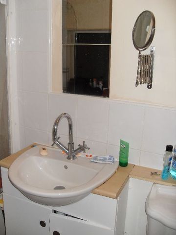 Image of 4 bedroom House Share to rent in Heeley Road Selly Oak Birmingham B29 at Selly Oak Bristol Selly Oak, B29 6DP