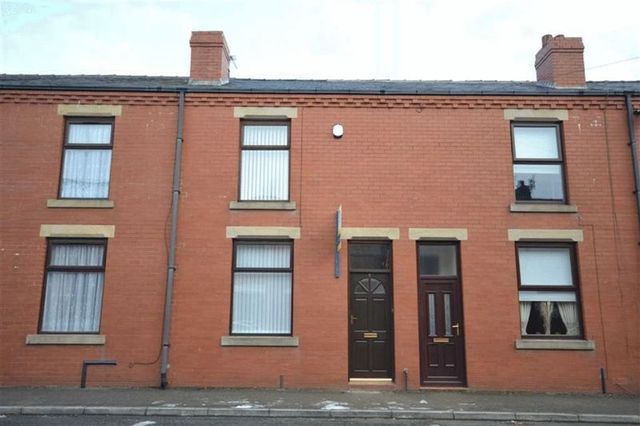  Image of 2 bedroom Terraced house to rent in Henry Park Street Ince Wigan WN1 at Henry Park Street Ince Wigan, WN1 3DA
