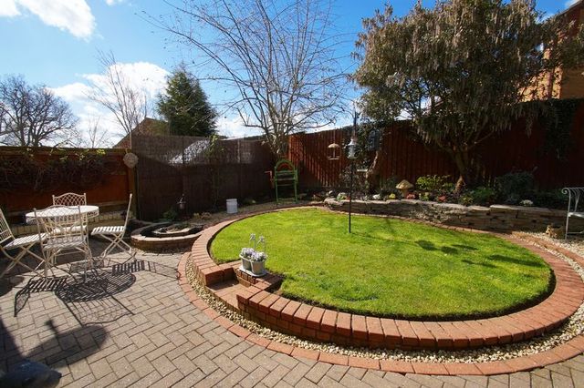  Image of 1 bedroom Terraced house for sale in Heron Close Alvechurch Birmingham B48 at Heron Close Alvechurch Birmingham, B48 7PT