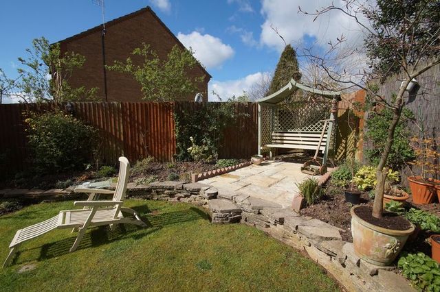 Image of 1 bedroom Terraced house for sale in Heron Close Alvechurch Birmingham B48 at Heron Close Alvechurch Birmingham, B48 7PT