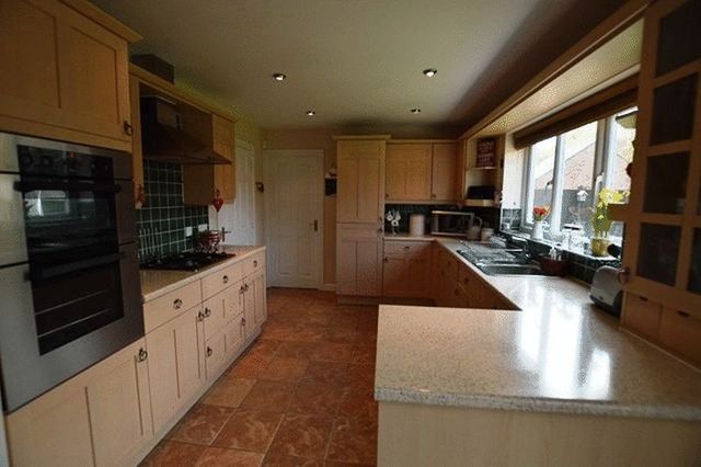  Image of 4 bedroom Detached house for sale in Hickling Close Rothley Leicester LE7 at Hickling Close  Rothley, LE7 7QF