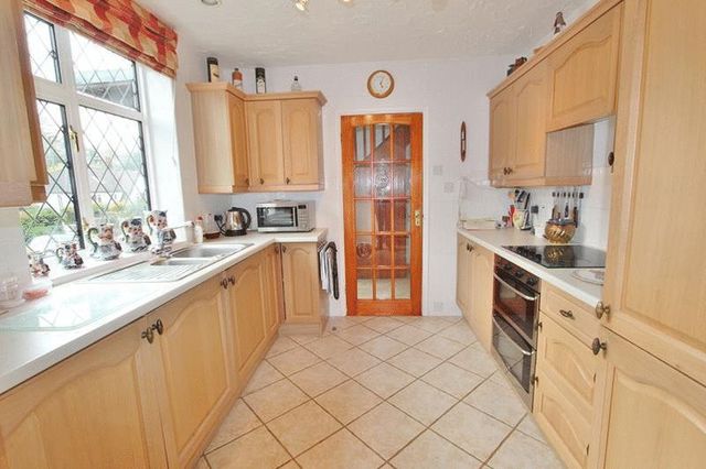  Image of 3 bedroom Detached house for sale in Hillbury Road Warlingham CR6 at Hillbury Road  Warlingham, CR6 9TJ