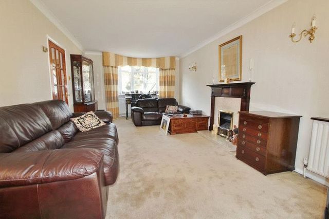  Image of 3 bedroom Detached house for sale in Hillbury Road Warlingham CR6 at Hillbury Road  Warlingham, CR6 9TJ
