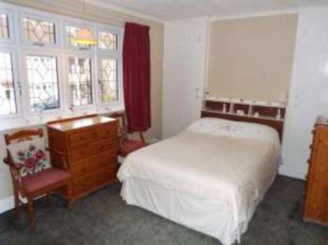  Image of 3 bedroom Semi-Detached house for sale in Hillview Avenue Hornchurch RM11 at Hornchurch  Hornchurch, RM11 2DN