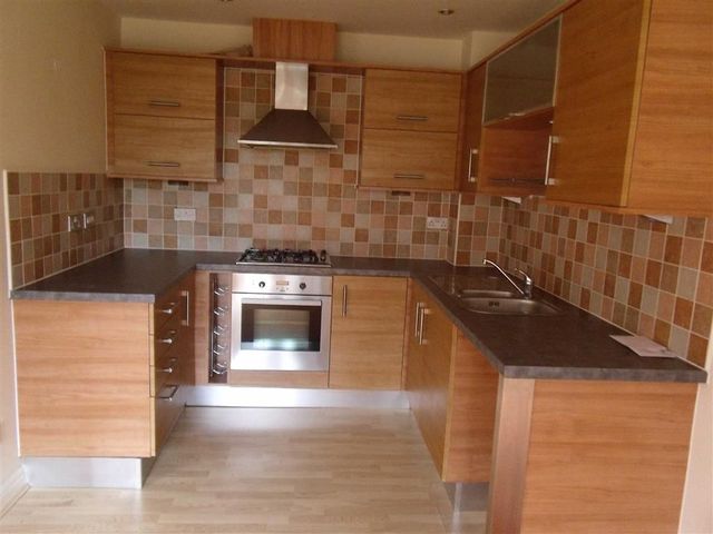 Image of 2 bedroom Property to rent in Jacob Bright Mews Rochdale OL12 at Jacob Bright Mews Rochdale Rochdale, OL12 6JF