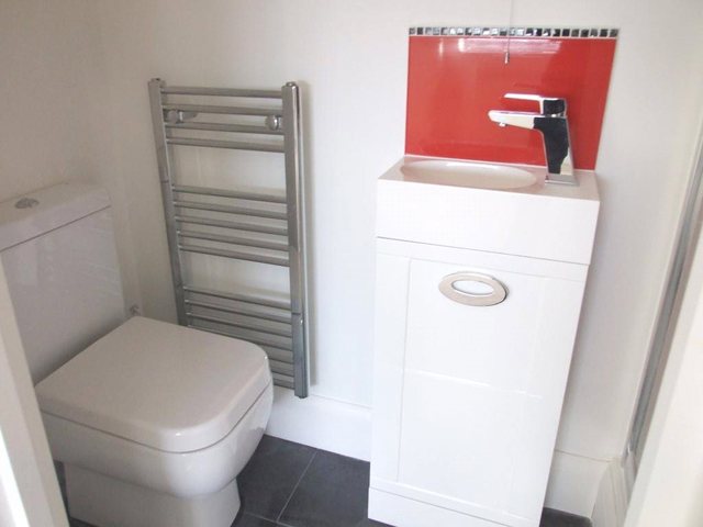  Image of 2 bedroom Apartment for sale in Basingstoke Road Reading RG2 at 77 Basingstoke Road Reading Whitley, RG2 0ER