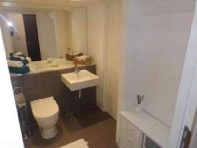  Image of 2 bedroom Flat for sale in Lake Shore Drive Bishopsworth Bristol BS13 at Lake Shore Drive Bristol Bishopsworth, BS13 7AZ
