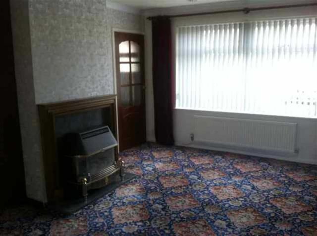  Image of 3 bedroom Property to rent in Lilac Avenue Newhey Rochdale OL16 at Lilac Avenue ROCHDALE ROCHDALE, OL16 4LN